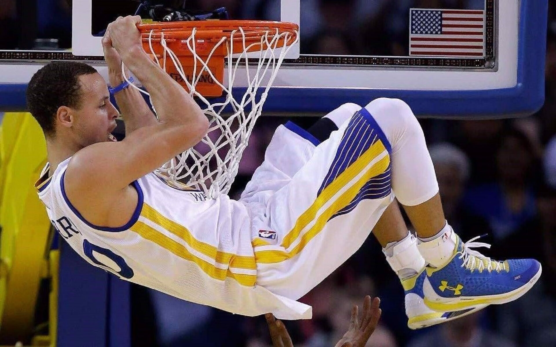 NBA与足球PK：你知道哪些有趣的跨界合作？，nba球星和足球球星对比